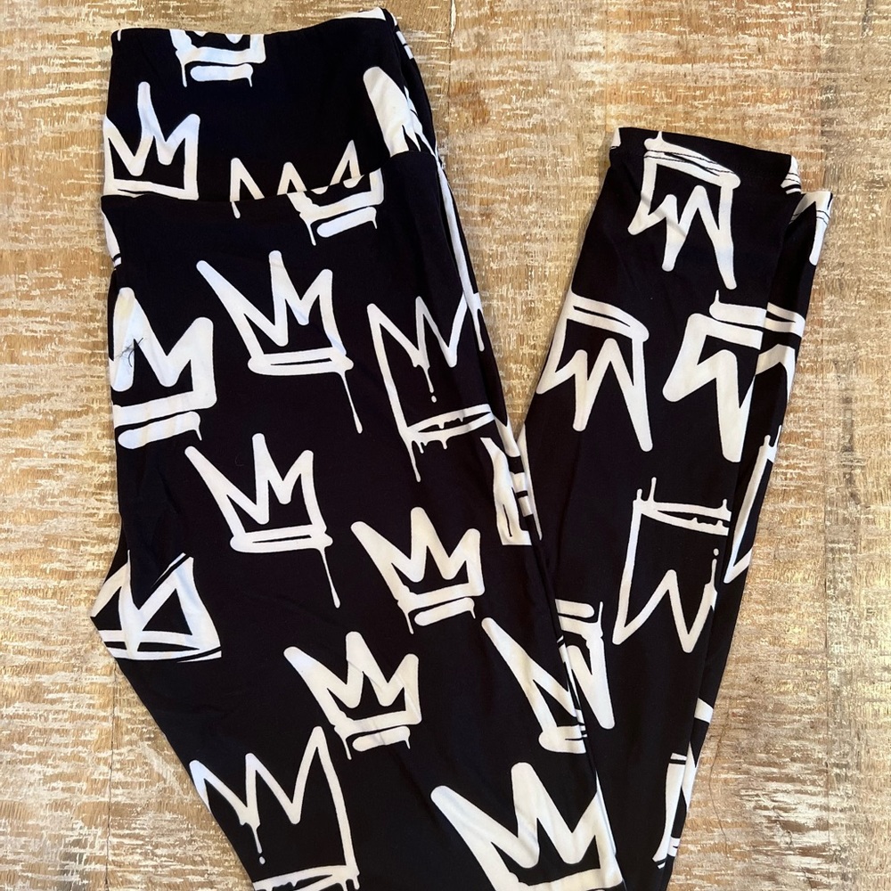 LuLaRoe black and white leggings - new!